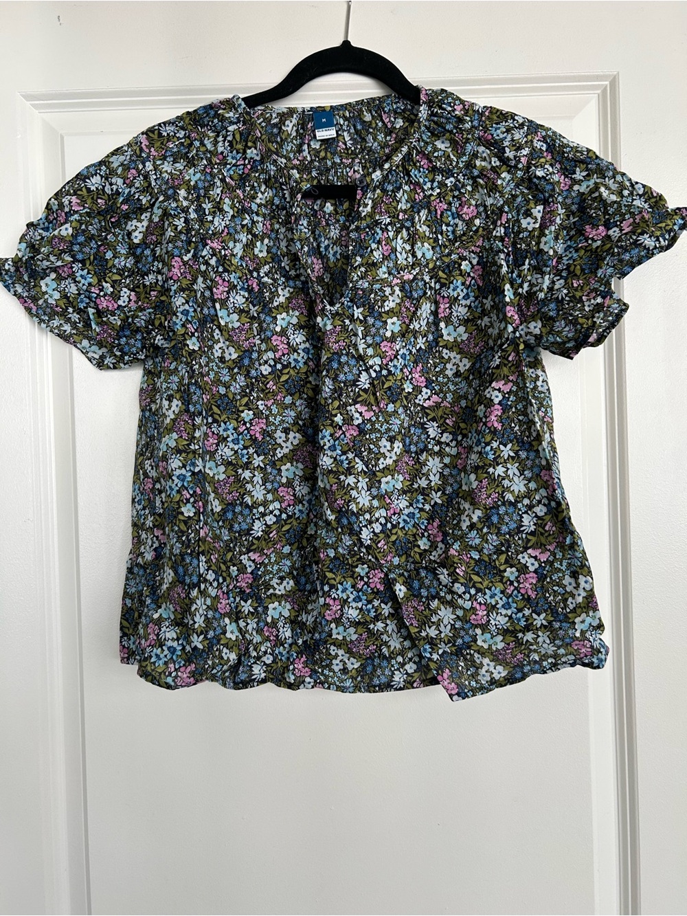 Old Navy Olive Green Floral Short-Sleeve Blouse